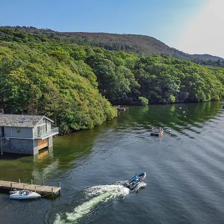 캠프장 Hill Of Oaks