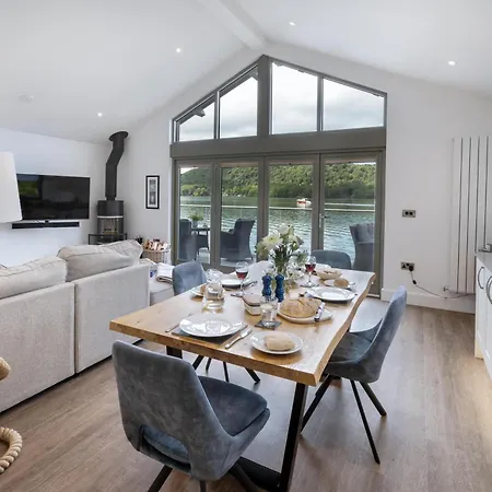 Hill Of Oaks Windermere