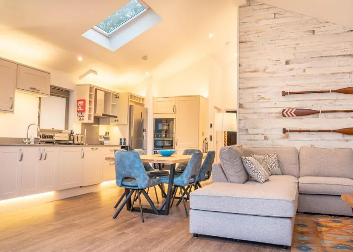 Hill Of Oaks Windermere